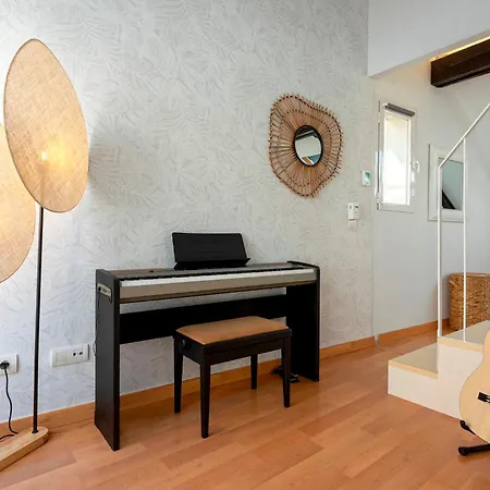 Apartment Genteel Mitjana